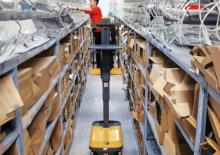 Order pickers (preparatoare de comenzi) Caterpillar MNO015Q1