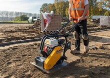 Plăci vibratoare cu o singură direcție Giant GP2155G
