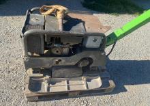 Plăci vibratoare cu o singură direcție Delko SVD 6012 F