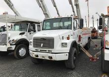 Nacele cu braț articulat montate pe trailer Altec A82T