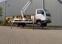 Nacele cu braț articulat montate pe trailer Custers CTE Z 20 E