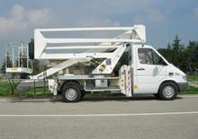 Nacele cu braț articulat montate pe trailer GSR E 198 PX Comfort