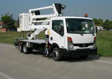 Nacele cu braț articulat montate pe trailer GSR E 180 PX Compact