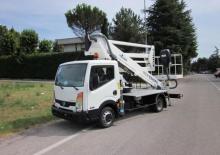 Nacele cu braț articulat montate pe trailer GSR E 240 PX Basic