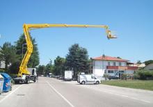 Nacele cu braț articulat montate pe trailer GSR E320PXJ Comfort 