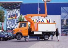 Nacele cu braț articulat montate pe trailer Esda GL 1100