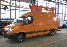 Nacele cu braț articulat montate pe trailer Blumenbecker - Hubmeister® HM 13 KA