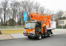 Nacele cu braț articulat montate pe trailer Blumenbecker - Hubmeister® HM 14 D