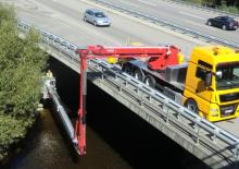 Nacele cu braț articulat montate pe camion Moog MBL 1200 T