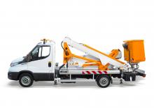 Nacele cu braț articulat montate pe trailer Multitel MX 200 DS