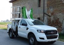Nacele cu braț articulat montate pe trailer Comet PICK-UP X4-14 