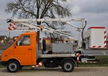 Nacele cu braț articulat montate pe trailer Bumar PMB 120 E