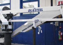 Nacele cu braț articulat montate pe trailer Oil & Steel Snake 147
