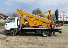 Nacele cu braț articulat montate pe trailer Oil & Steel Snake 2190