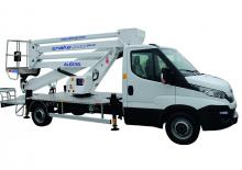 Nacele cu braț articulat montate pe trailer Oil & Steel Snake 2413 Plus