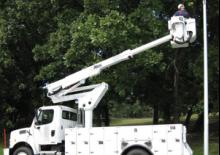 Nacele cu braț articulat montate pe trailer Altec TA40