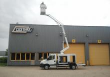 Nacele cu braț articulat montate pe trailer Custers Taurus 200-12ML
