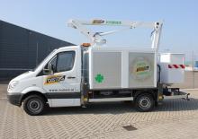 Nacele cu braț articulat montate pe trailer Custers Taurus 230-12MH