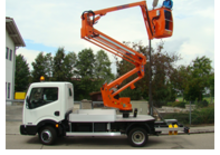 Nacele cu braț articulat montate pe trailer SUP TBJ 135