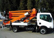 Nacele cu braț articulat montate pe trailer Klubb VAT 68 NE