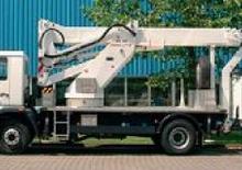 Nacele cu braț articulat montate pe trailer WUMAG WGT 250