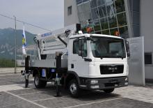 Nacele cu braț articulat montate pe trailer CTE ZED 26 JH