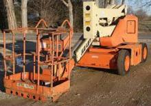 Nacele cu braț articulat pe roți JLG 40 IC