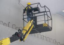 Nacele cu braț articulat pe roți AIRO A15 JE