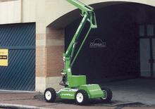 Nacele cu braț articulat pe roți Niftylift HR 10