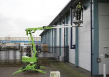 Nacele cu braț articulat pe roți Niftylift SD120T