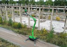 Nacele cu braț articulat pe șenile Avant Tecno Leguan 225 