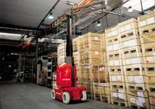 Nacele verticale cu un singur catarg Manitou 105 VJ