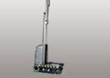 Nacele verticale cu un singur catarg JLG 15 MVL