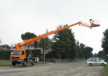 Nacele telescopice montate pe camion GSR E260TJ Comfort