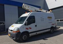 Nacele telescopice montate pe camion Versalift ET 32 NE