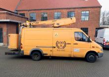 Nacele telescopice montate pe camion Versalift ET 36 NF