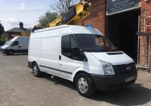 Nacele telescopice montate pe camion Versalift ET 36 NF
