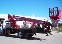 Nacele telescopice montate pe camion Elliott Equipment I70F HiReach