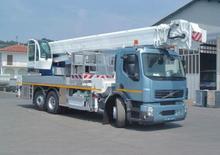 Nacele telescopice montate pe camion Multitel J 340 TA