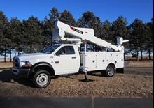 Nacele telescopice montate pe camion Terex LTM40