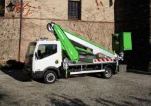 Nacele telescopice montate pe camion Multitel MT 182 EX 