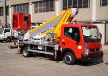 Nacele telescopice montate pe camion Multitel MT 202 EX