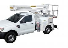Nacele cu braț articulat montate pe trailer Palfinger P 130 A