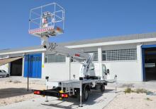 Nacele telescopice montate pe camion CMC PLA220