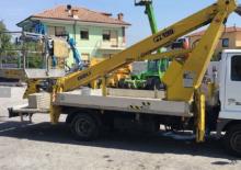 Nacele telescopice montate pe camion ISOLI PT 190