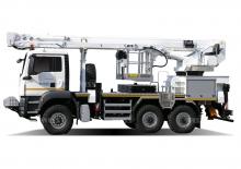 Nacele telescopice montate pe camion Bumar PTM-32 