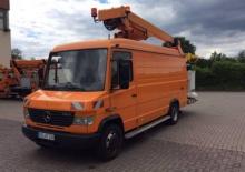 Nacele telescopice montate pe camion Versalift VST 244 NF