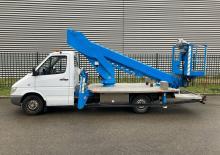 Nacele telescopice montate pe camion WUMAG WT 200