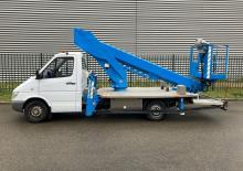 Nacele telescopice montate pe camion WUMAG WT 200