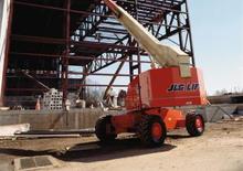 Nacele telescopice pe roți JLG 601 S